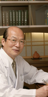 丁宗鐡 日本薬科大学教授、百済診療所院長